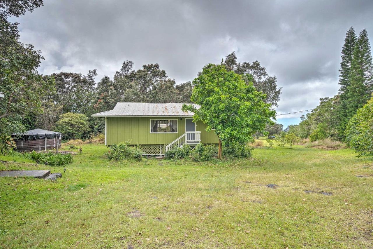 Peaceful Abode With Deck, 13 Mi To Black Sand Beach! Naalehu Bagian luar foto